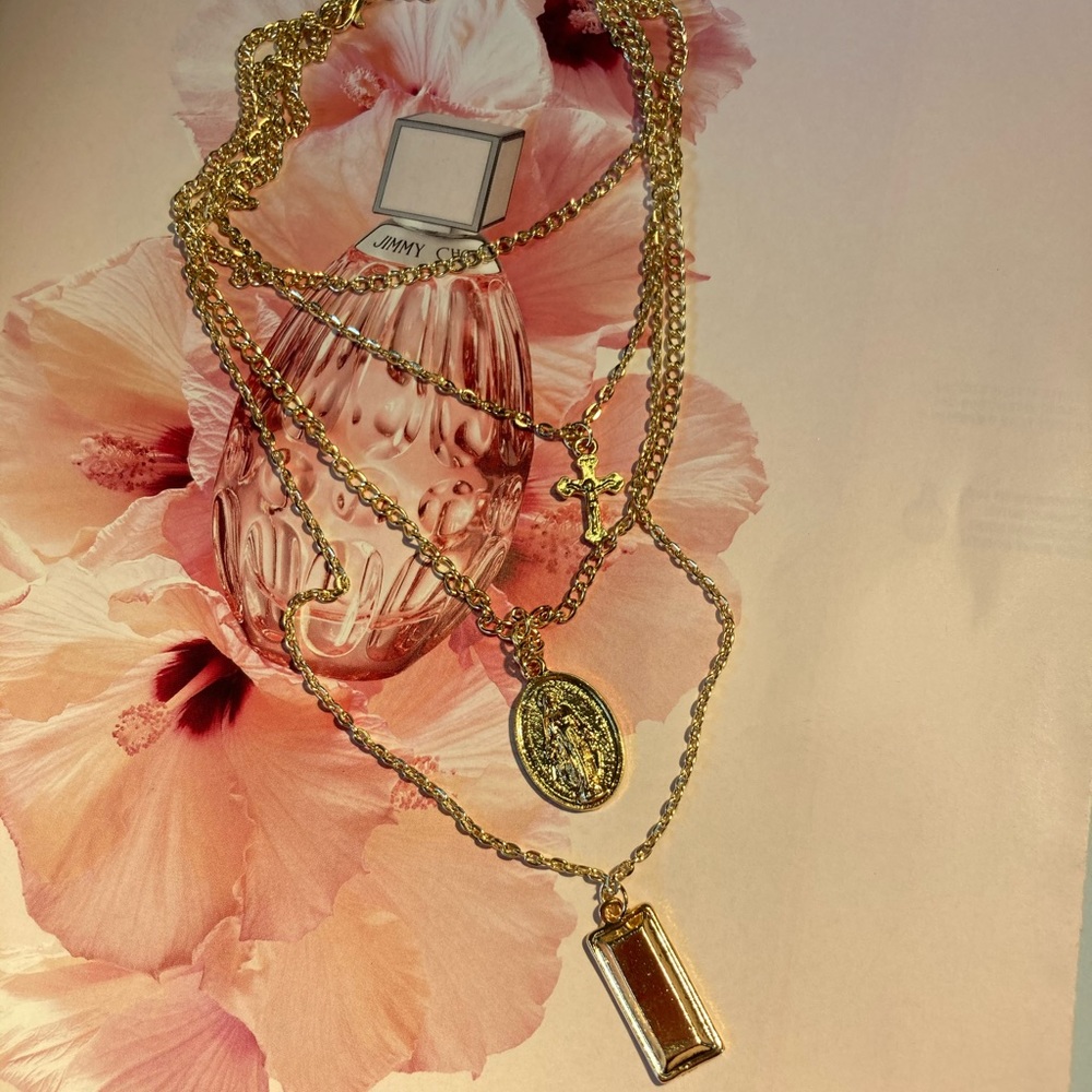 ⭐️ Gold Tone Fashion Four Lines Necklace Statement - Picture 4 of 5